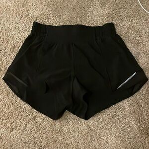 Lululemon Hotty Hot High Rise 2.5” Short
